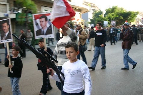 Những người biểu tình ủng hộ chính quyền ông Assad